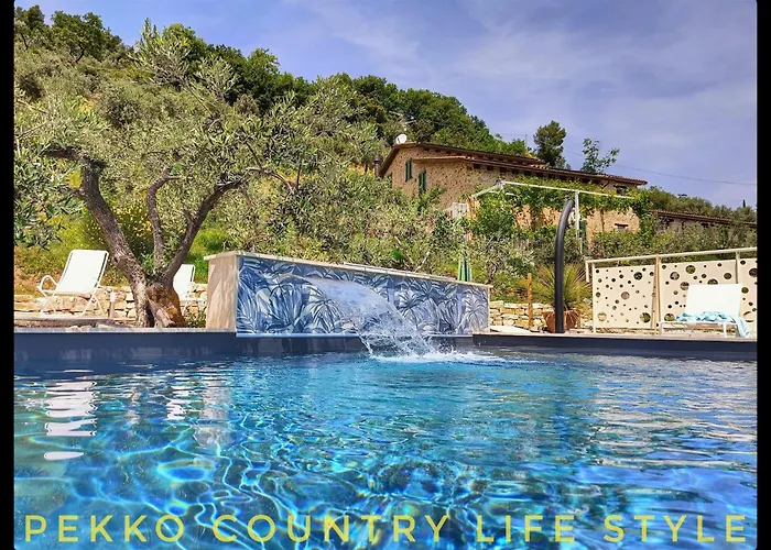 Casa de Campo Pekko *